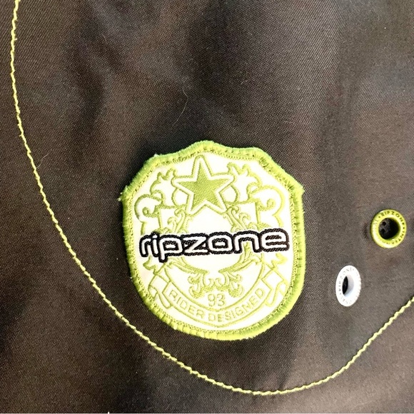 Ripzone Board Shorts Mens Size 32 Green Logo Pockets Lined Surfer Beach Vacation - Picture 5 of 8